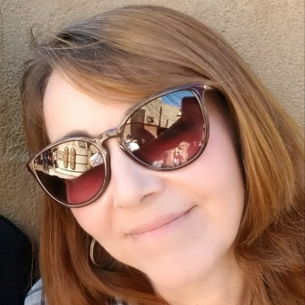 Posh Ambassador, Annette